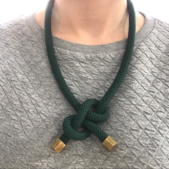 Forest green rope necklace multiple ways to wear - Picture 9 of 12